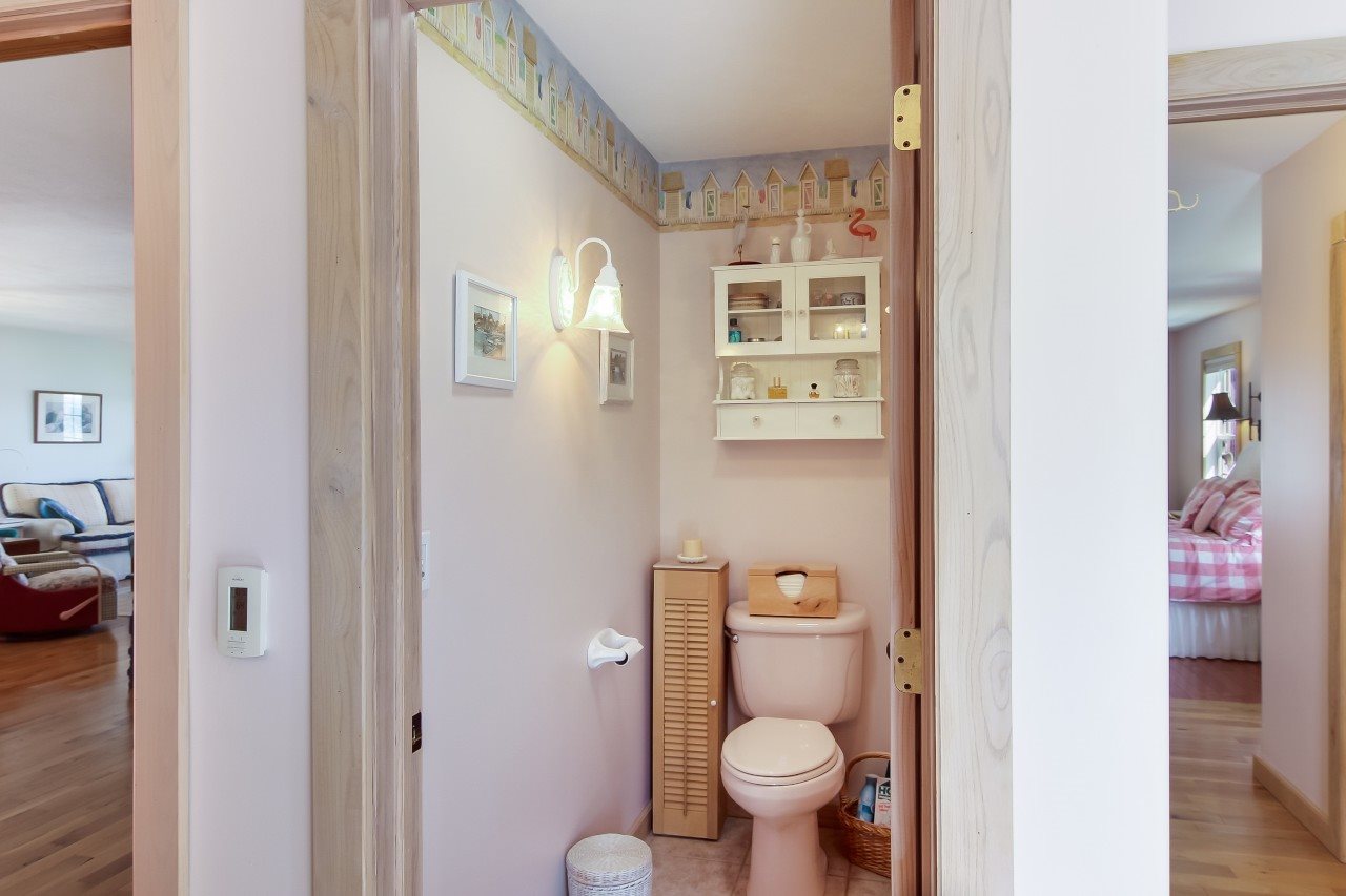 6895 East Birch Point Road Traverse City, MI 49684 - Photo 26 of 43 1861118-25.JPG