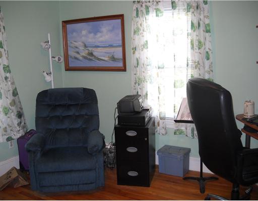 15 Lemis Street Coventry, RI 02816 - Photo 3 of 10 Living Room.