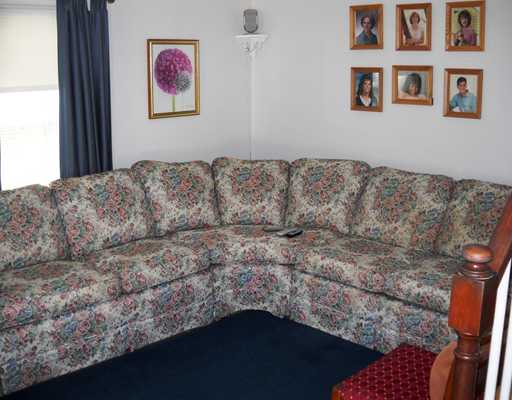 15 Lemis Street Coventry, RI 02816 - Photo 4 of 10 Living Room.