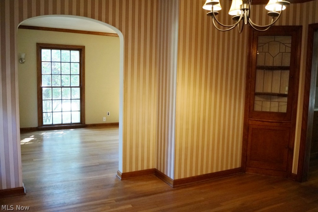 2408 Eardley Road University Heights, OH 44118 - Photo 7 of 20