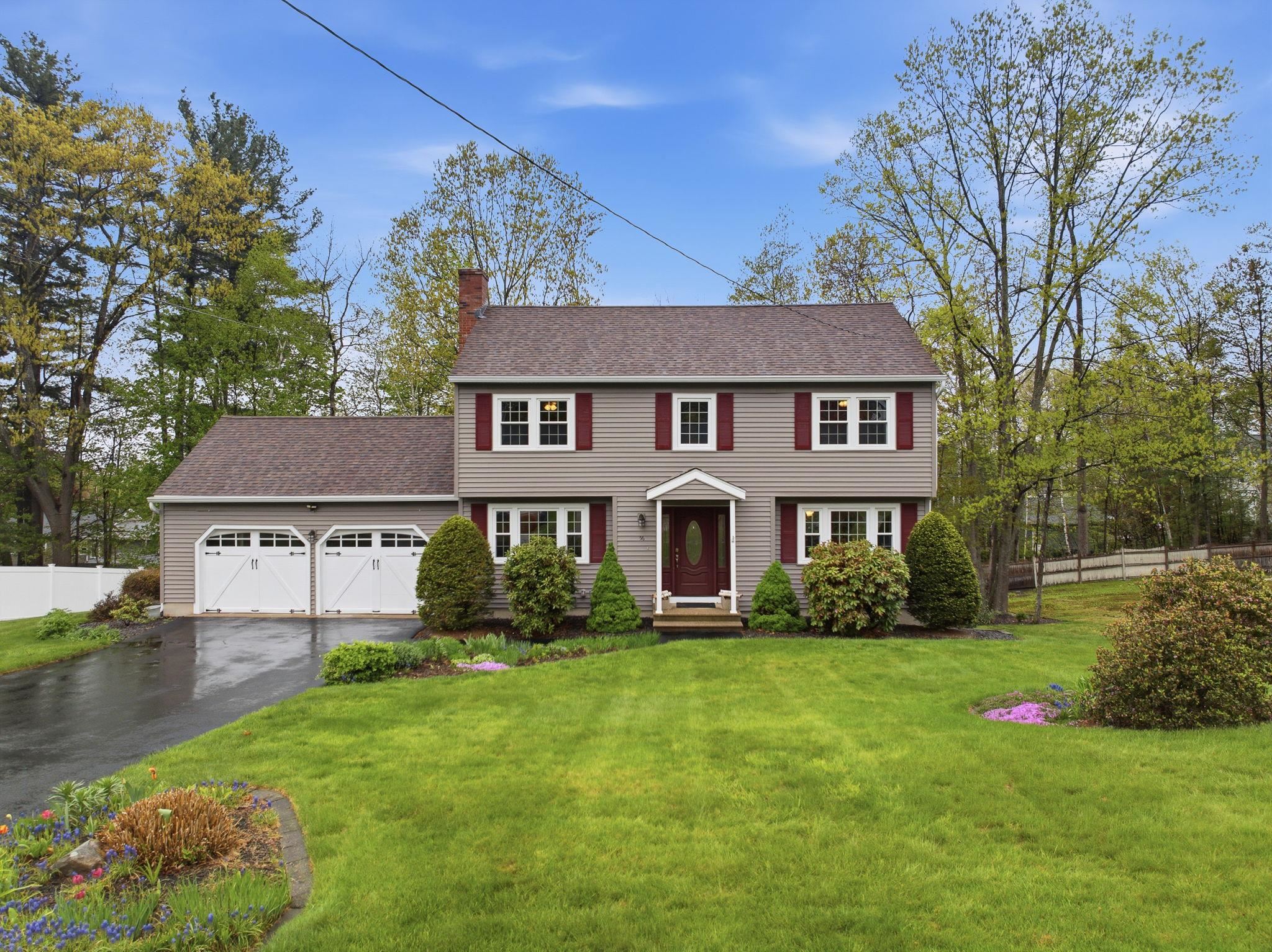 56 Timberline Drive Nashua, NH 03062 - Photo 2 of 33