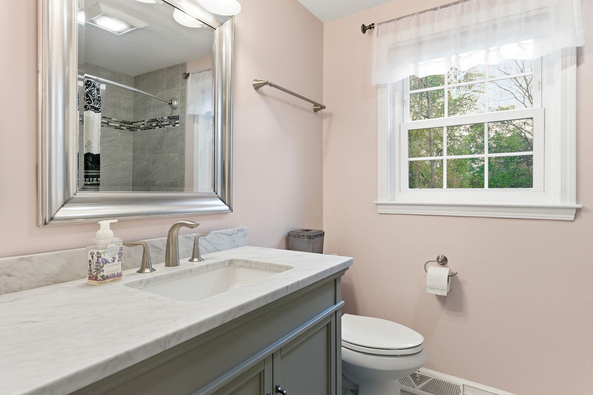 56 Timberline Drive Nashua, NH 03062 - Photo 25 of 33