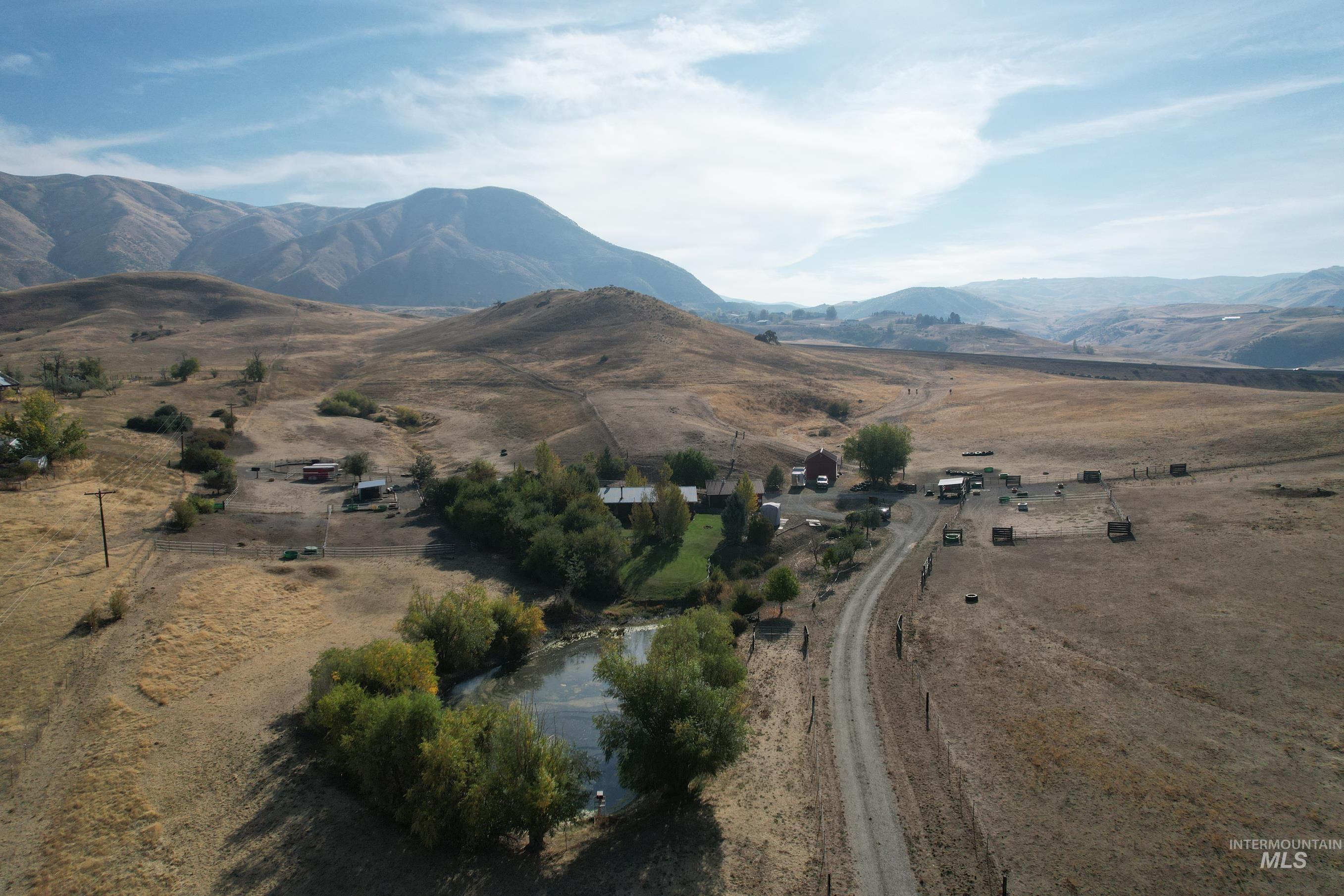 19 Hisaw Road Horseshoe Bend, ID 83629 - Photo 4 of 22