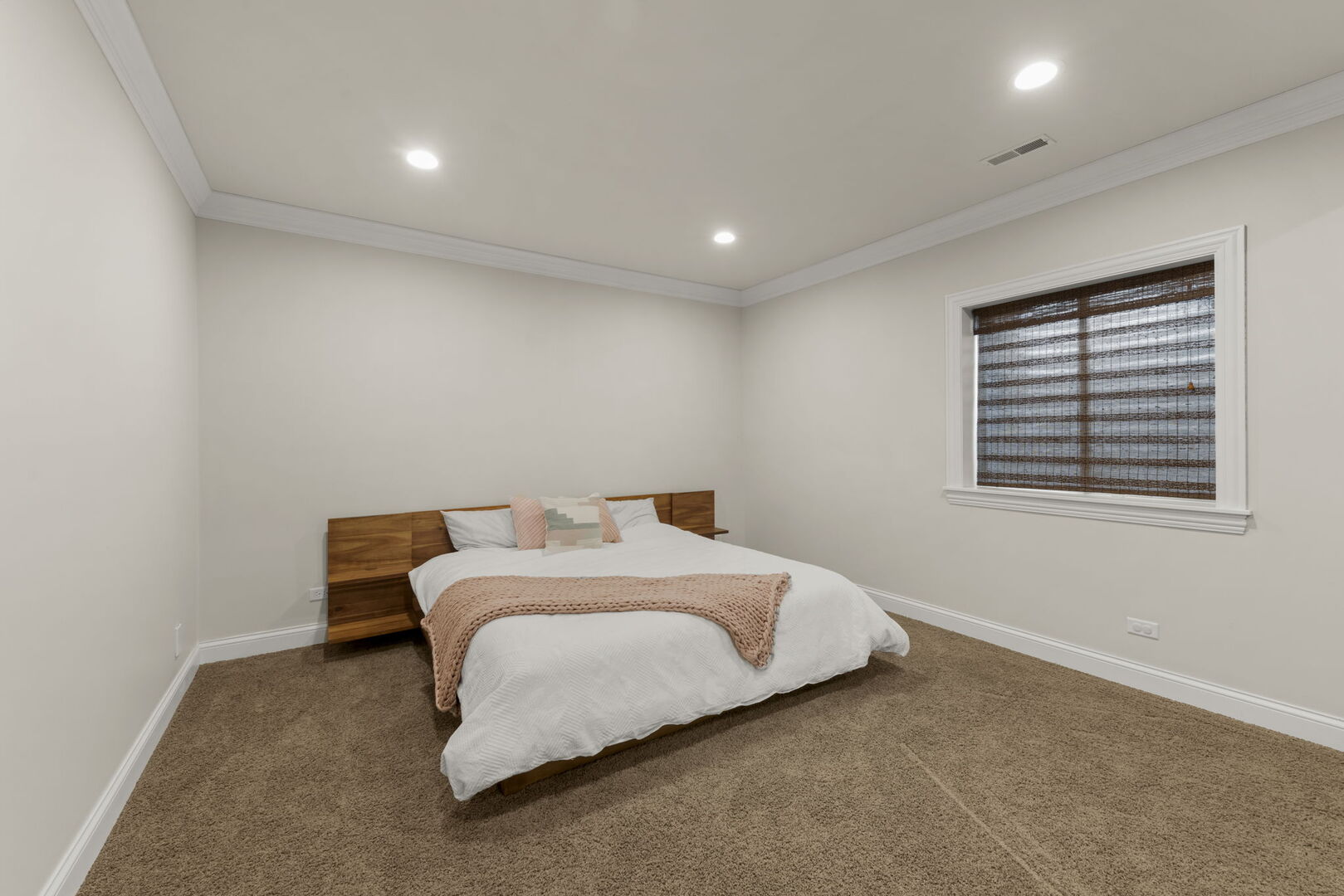 1723 Driving Park Road Wheaton, IL 60187 - Photo 30 of 43 Gallery Image 30