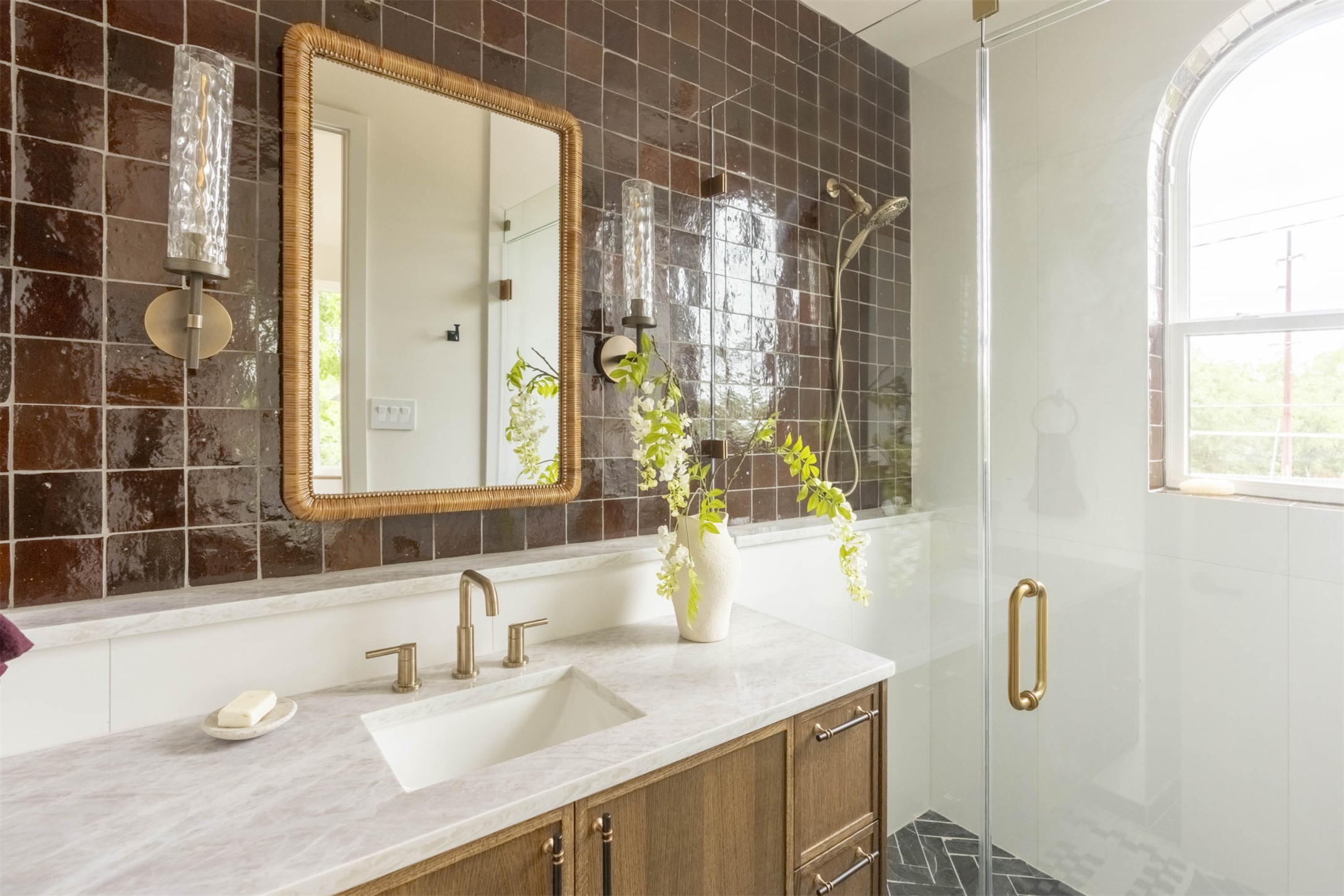 4713 Bolm Road Austin, TX 78702 - Photo 31 of 40 Vanity featuring a rectangular undermount sink and brushed brass faucet