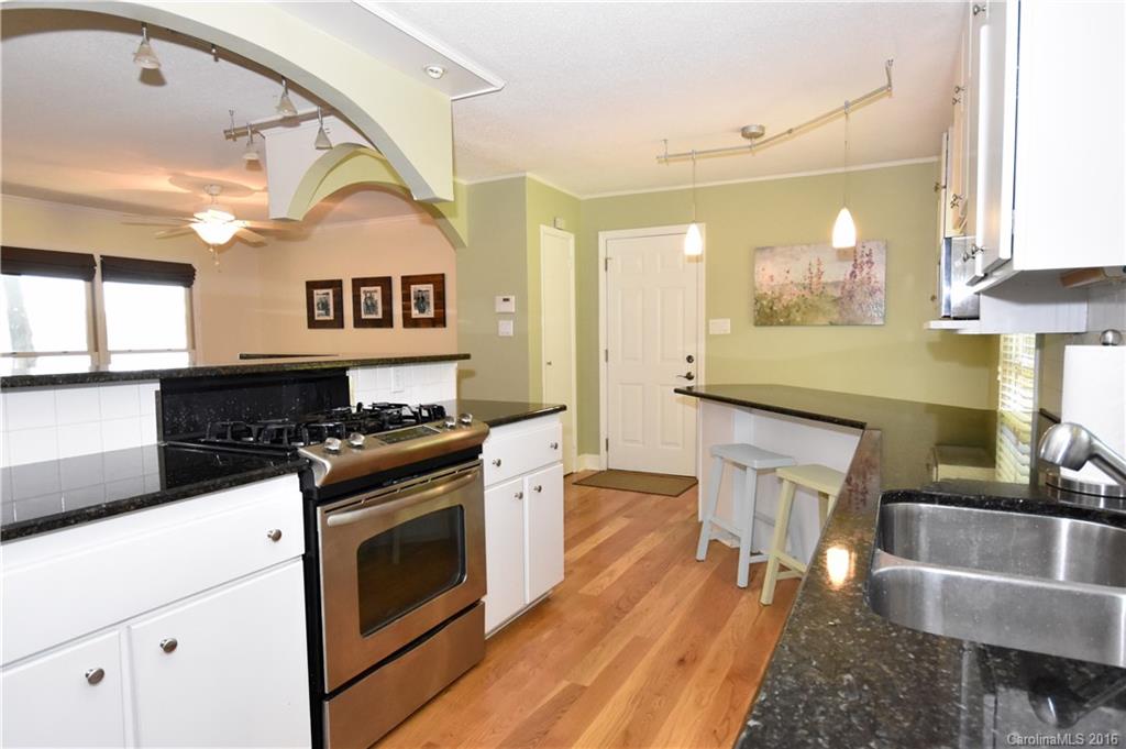 150 Island View Road Statesville, NC 28677 - Photo 4 of 24 Gallery Image 4