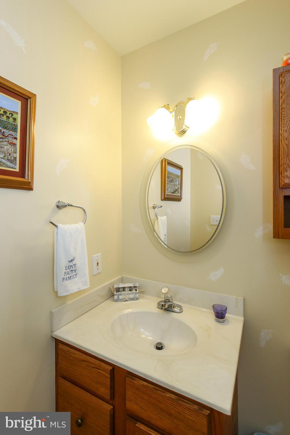 211 Goodwins Quarry Road Westminster, MD 21157 - Photo 4 of 30 Main Level Half Bath