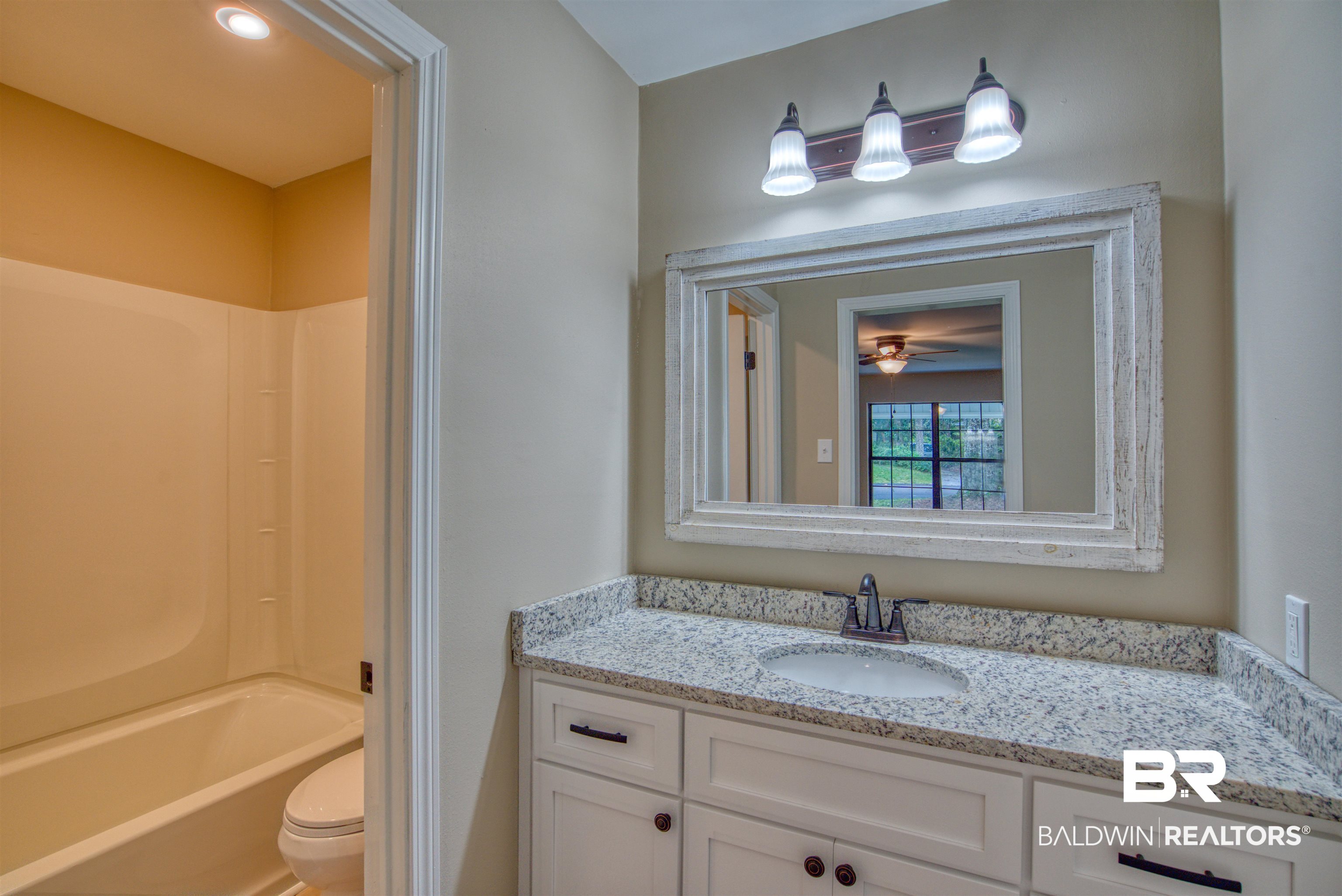 249 Montclair Loop Daphne, AL 36526 - Photo 14 of 26 Gallery Image 14