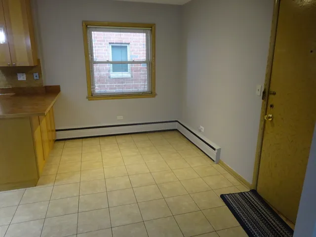 $1,650 | 6636 North Harlem Avenue, Unit 2W, Chicago, IL 60631