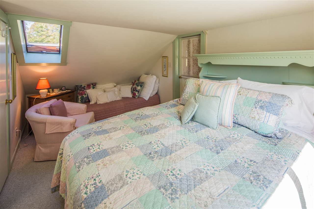 148 Common Road Stockbridge, VT 05772 - Photo 22 of 33