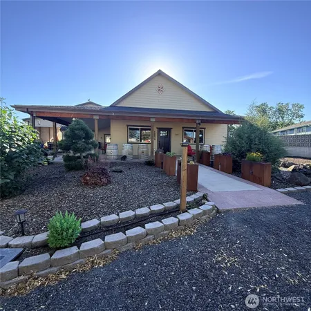 $549,000 | 209 South B Street, Prescott, WA 99348
