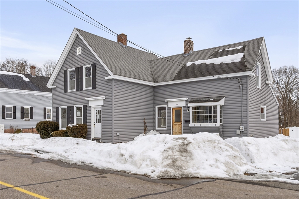 10 Barber Street Medway, MA 02053 - Photo 2 of 32