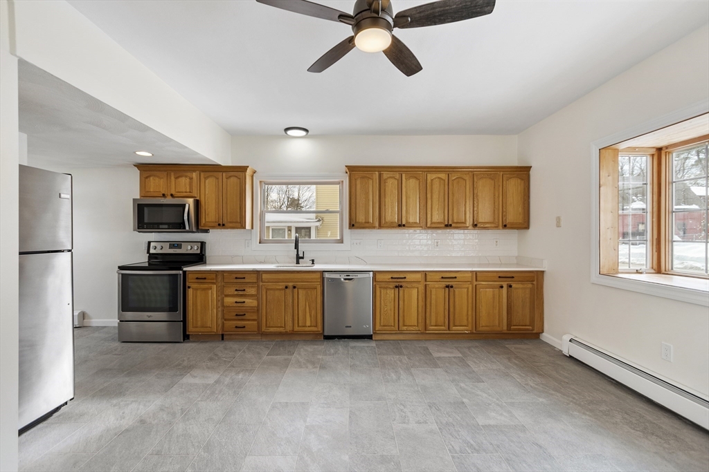 10 Barber Street Medway, MA 02053 - Photo 4 of 32