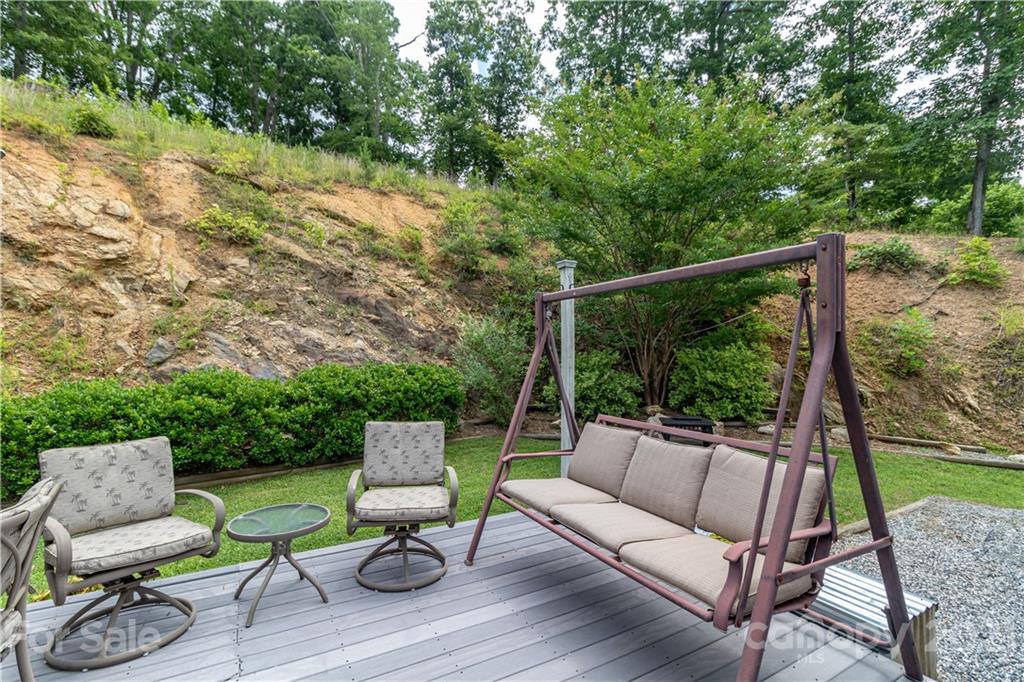 79 Long Branch Road Marshall, NC 28753 - Photo 12 of 38 Gallery Image 12