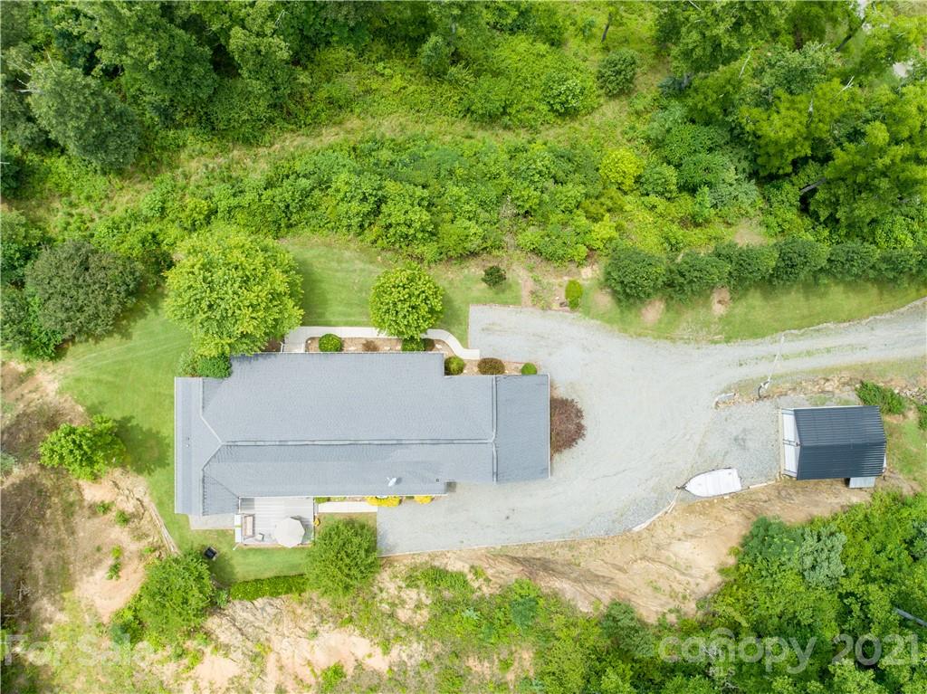 79 Long Branch Road Marshall, NC 28753 - Photo 13 of 38 Gallery Image 13