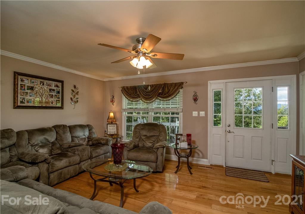 79 Long Branch Road Marshall, NC 28753 - Photo 15 of 38 Gallery Image 15