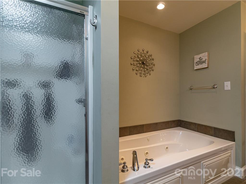 79 Long Branch Road Marshall, NC 28753 - Photo 31 of 38 Gallery Image 31