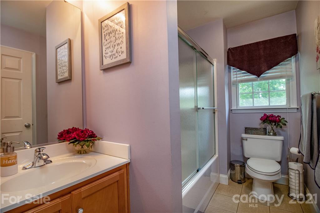 79 Long Branch Road Marshall, NC 28753 - Photo 33 of 38 Gallery Image 33