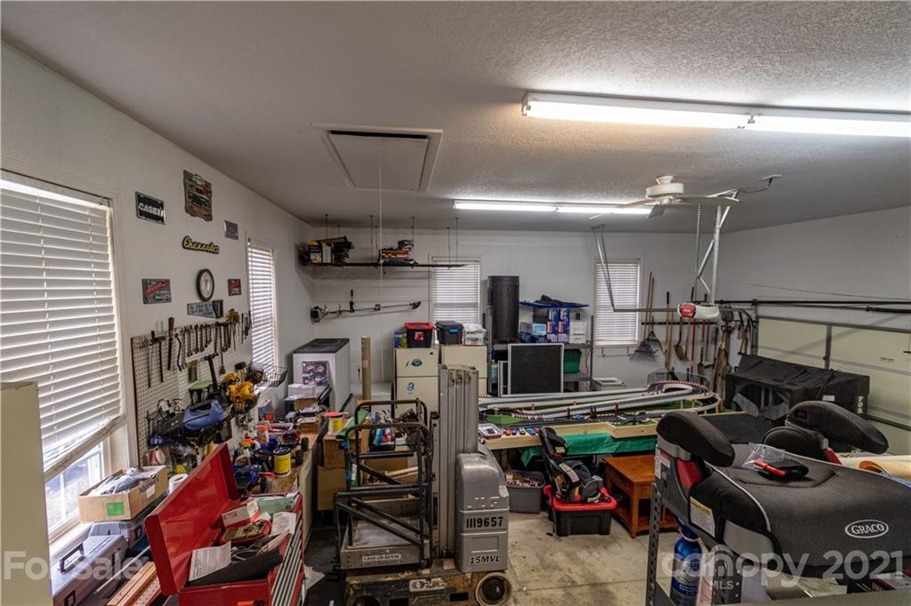 79 Long Branch Road Marshall, NC 28753 - Photo 36 of 38 Gallery Image 36
