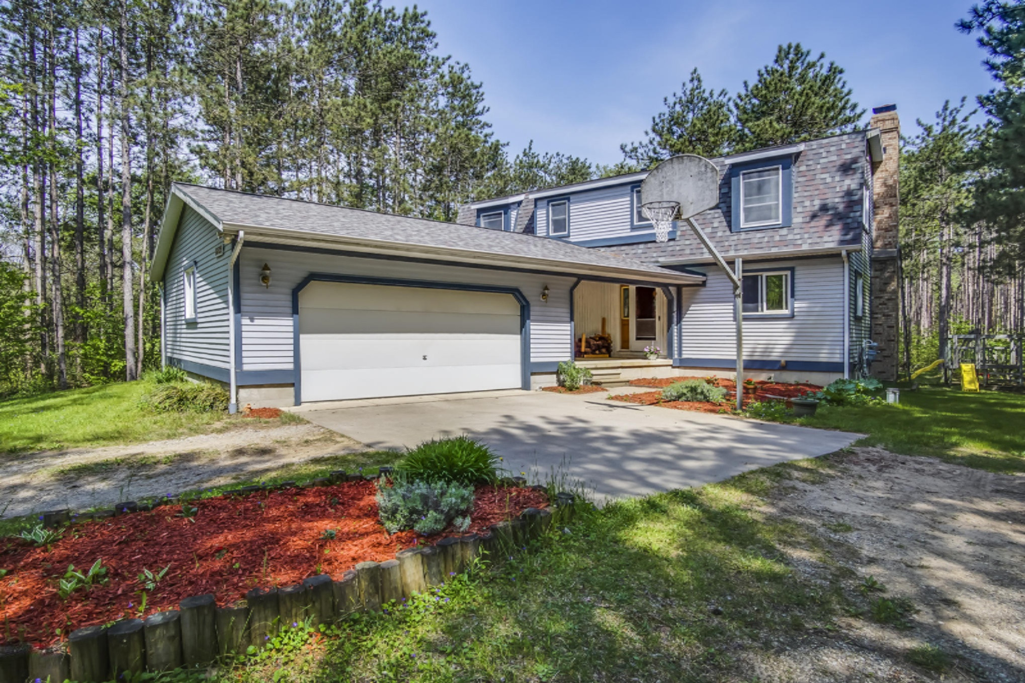 16525 Riley Street Holland, MI 49424 - Photo 1 of 41 DSC05082Blended