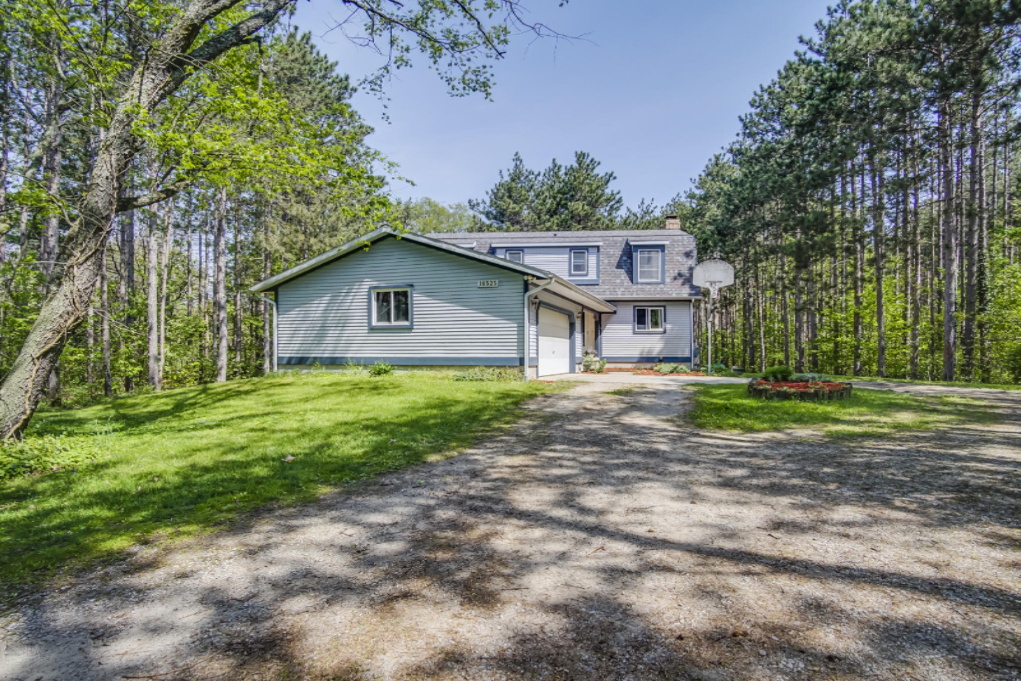 16525 Riley Street Holland, MI 49424 - Photo 35 of 41 DSC05070Blended