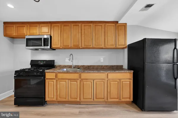 $2,300 | 3309 Martin Luther King Jr Avenue Southeast, Washington, DC 20032