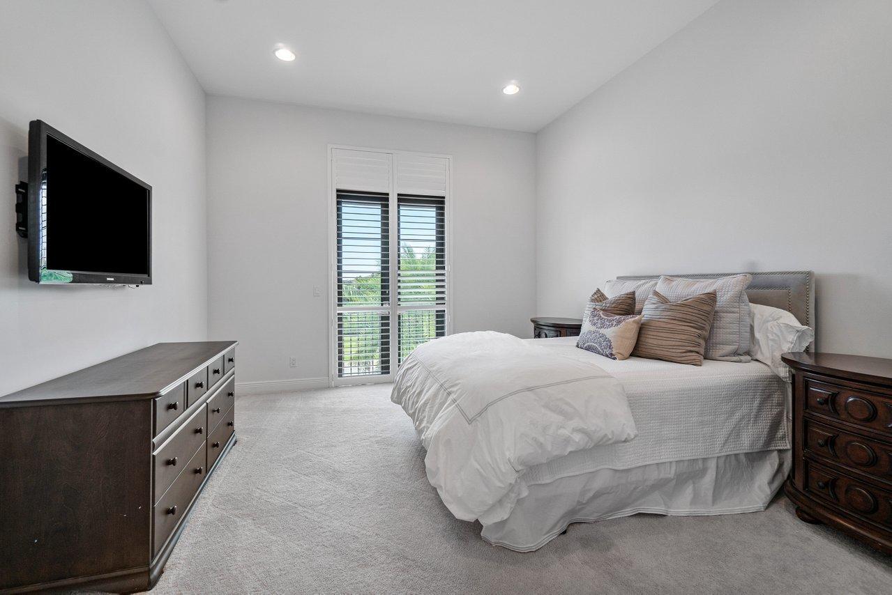 17542 Cadena Drive Boca Raton, FL 33496 - Photo 26 of 54 guestbedroom