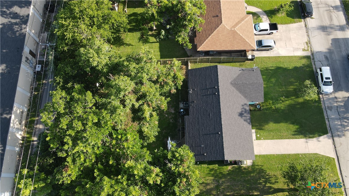 1901 South 33rd Street Temple, TX 76504 - Photo 3 of 20 Aerial view of property. Nice long driveway, new roof.