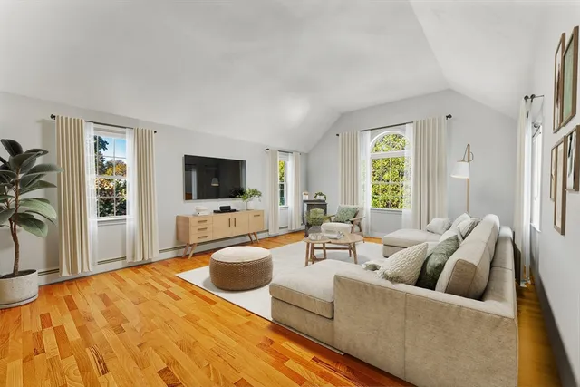 $825,000 | 19 Fisher Street, Westborough, MA 01581