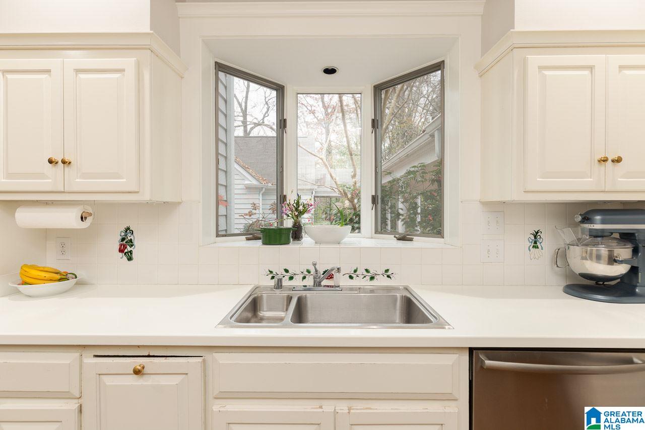 3112 Pine Ridge Road Birmingham, AL 35213 - Photo 13 of 50