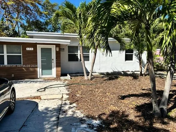 $3,900 | 175 Northwest 121st Street, North Miami, FL 33168