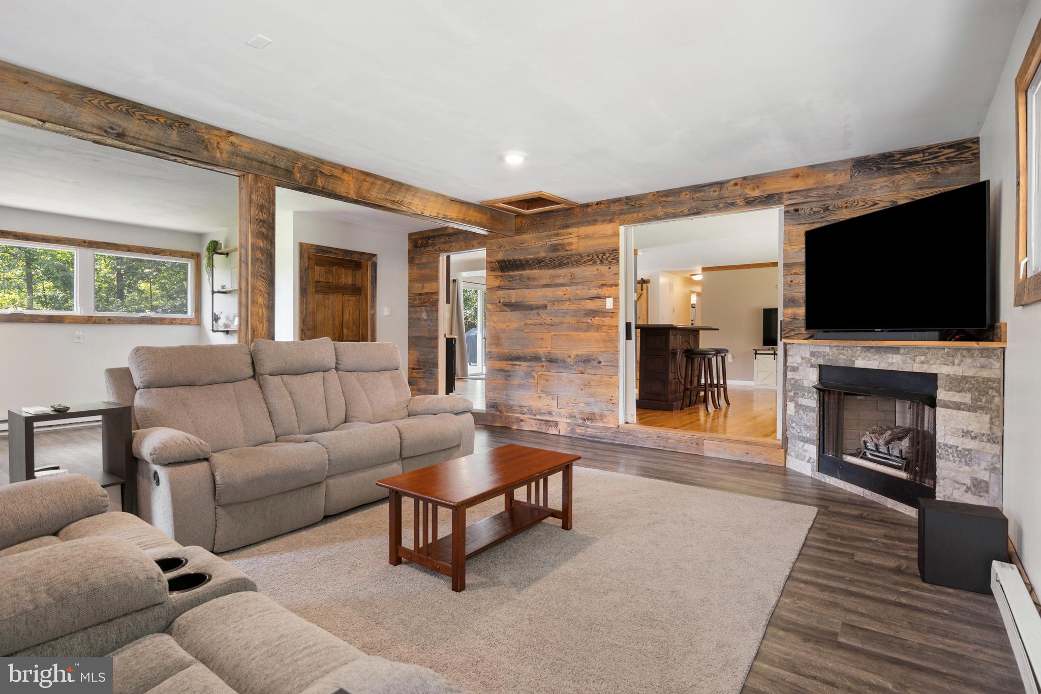 1054 Locust Grove Road Middletown, PA 17057 - Photo 17 of 53 Gallery Image 17