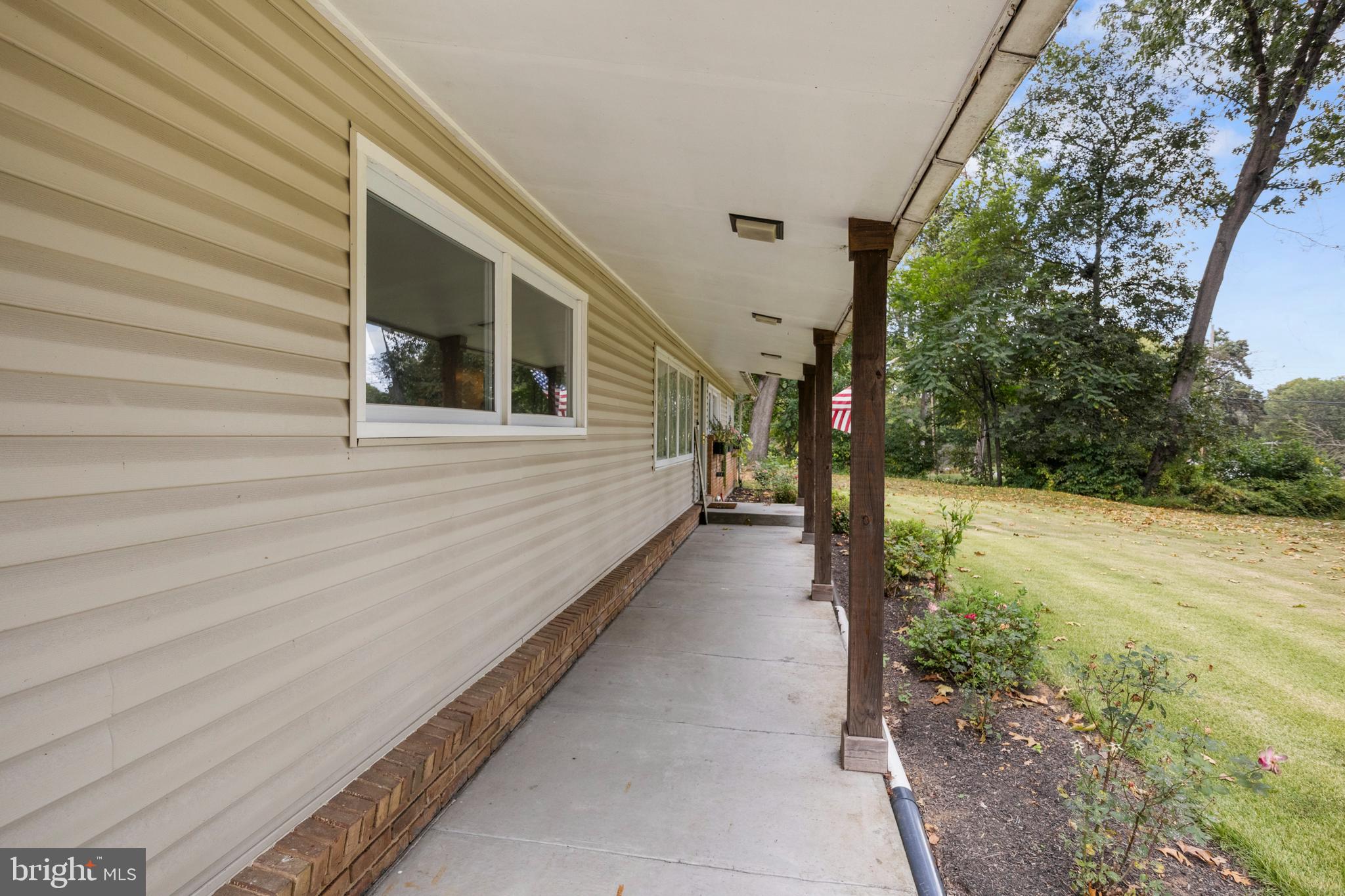 1054 Locust Grove Road Middletown, PA 17057 - Photo 5 of 53 Gallery Image 5