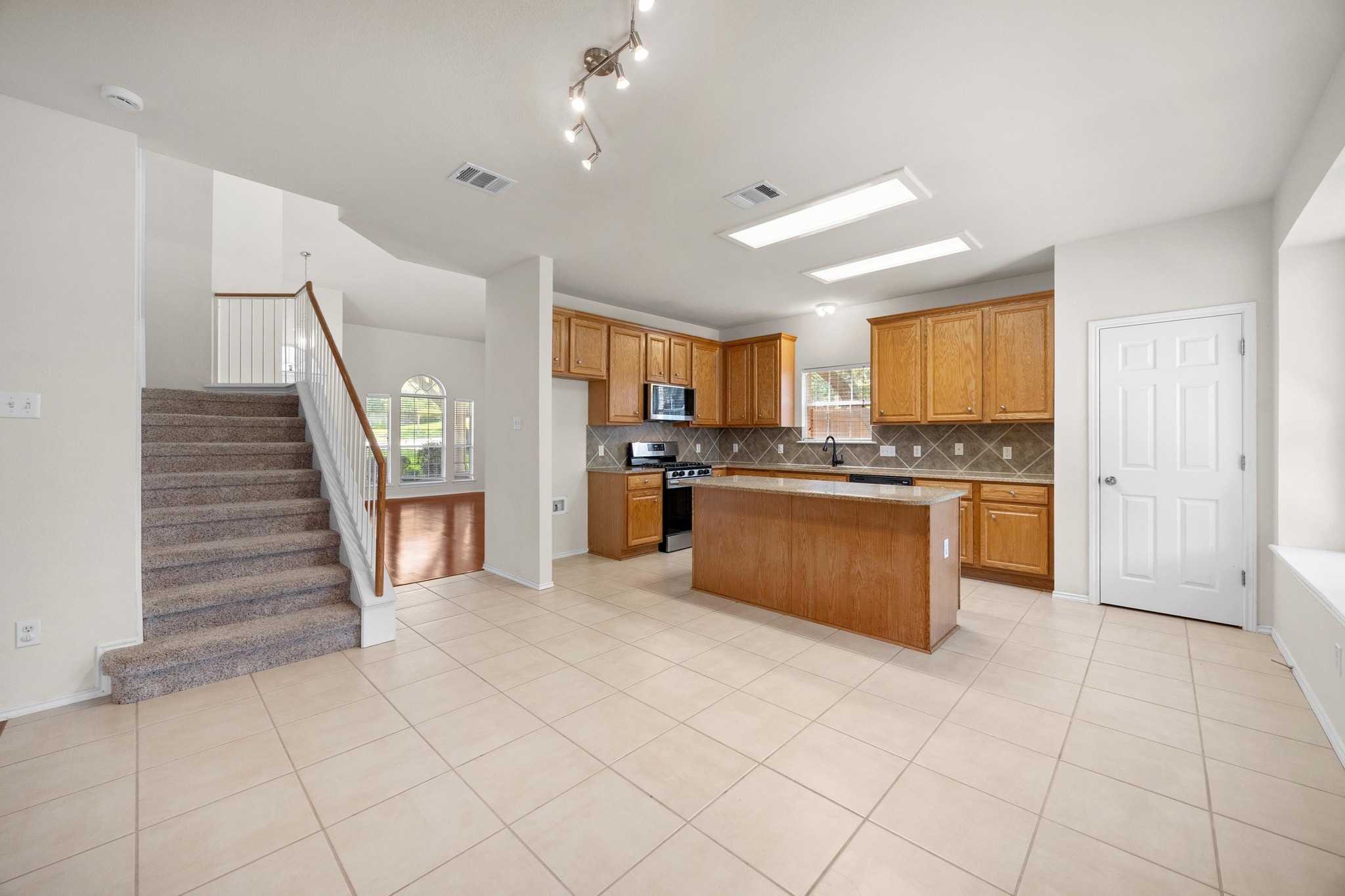 9400 Billingham Trail Austin, TX 78717 - Photo 12 of 32