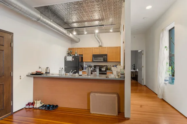 $2,400,000 | 112 West Hill Street, Champaign, IL 61820