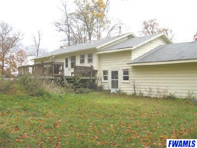 2819 West Dupont Road Fort Wayne, IN 46818 - Photo 2 of 12