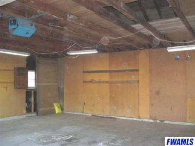 2819 West Dupont Road Fort Wayne, IN 46818 - Photo 9 of 12