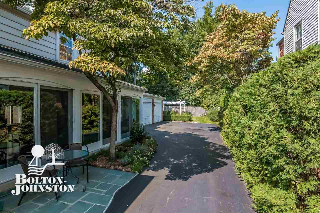 172 Merriweather Road Grosse Pointe, MI 48236 - Photo 7 of 50 Exterior
