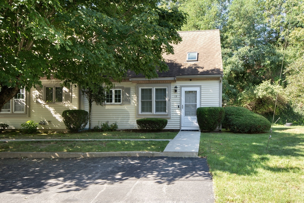 13 Schofield Road, Unit 13 Kingston, MA 02364 - Photo 1 of 23 Gallery Image 1