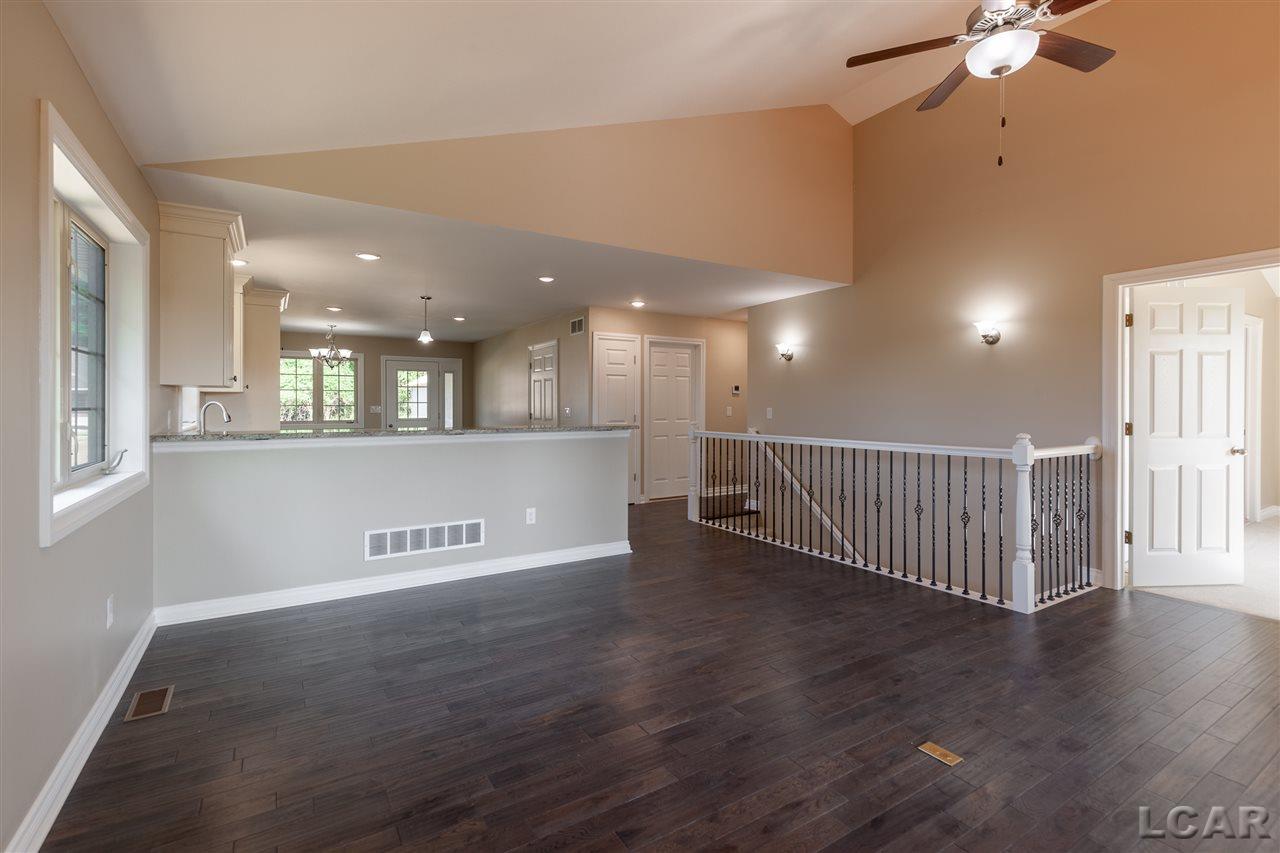 1039 Ridgeview Drive, Unit 20 Tecumseh, MI 49286 - Photo 13 of 25 Gallery Image 13