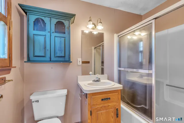 $429,000 | 117 Coles Road, Cromwell, CT 06416