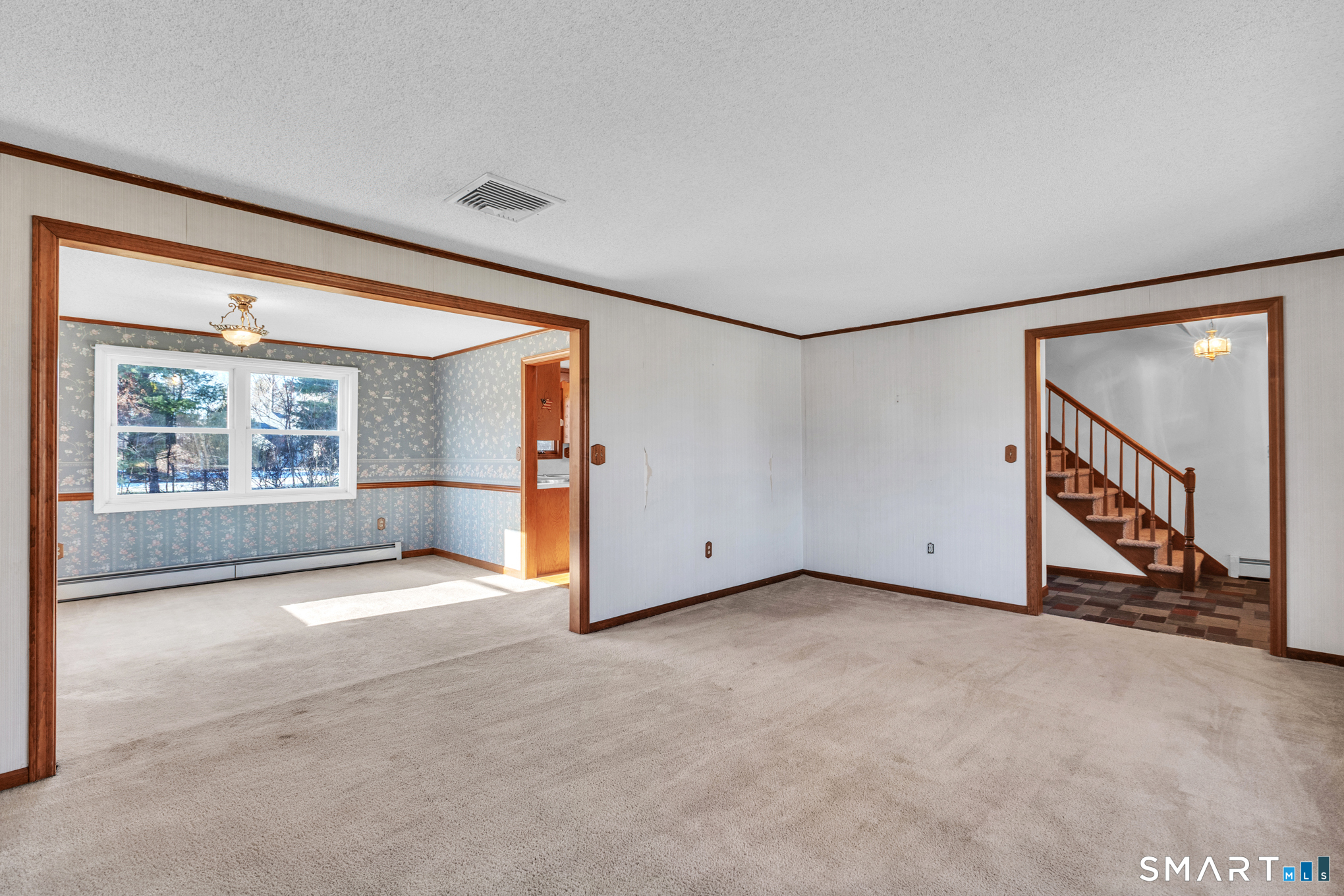 117 Coles Road Cromwell, CT 06416 - Photo 4 of 37