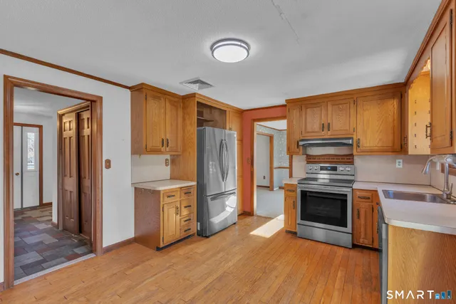 $429,000 | 117 Coles Road, Cromwell, CT 06416