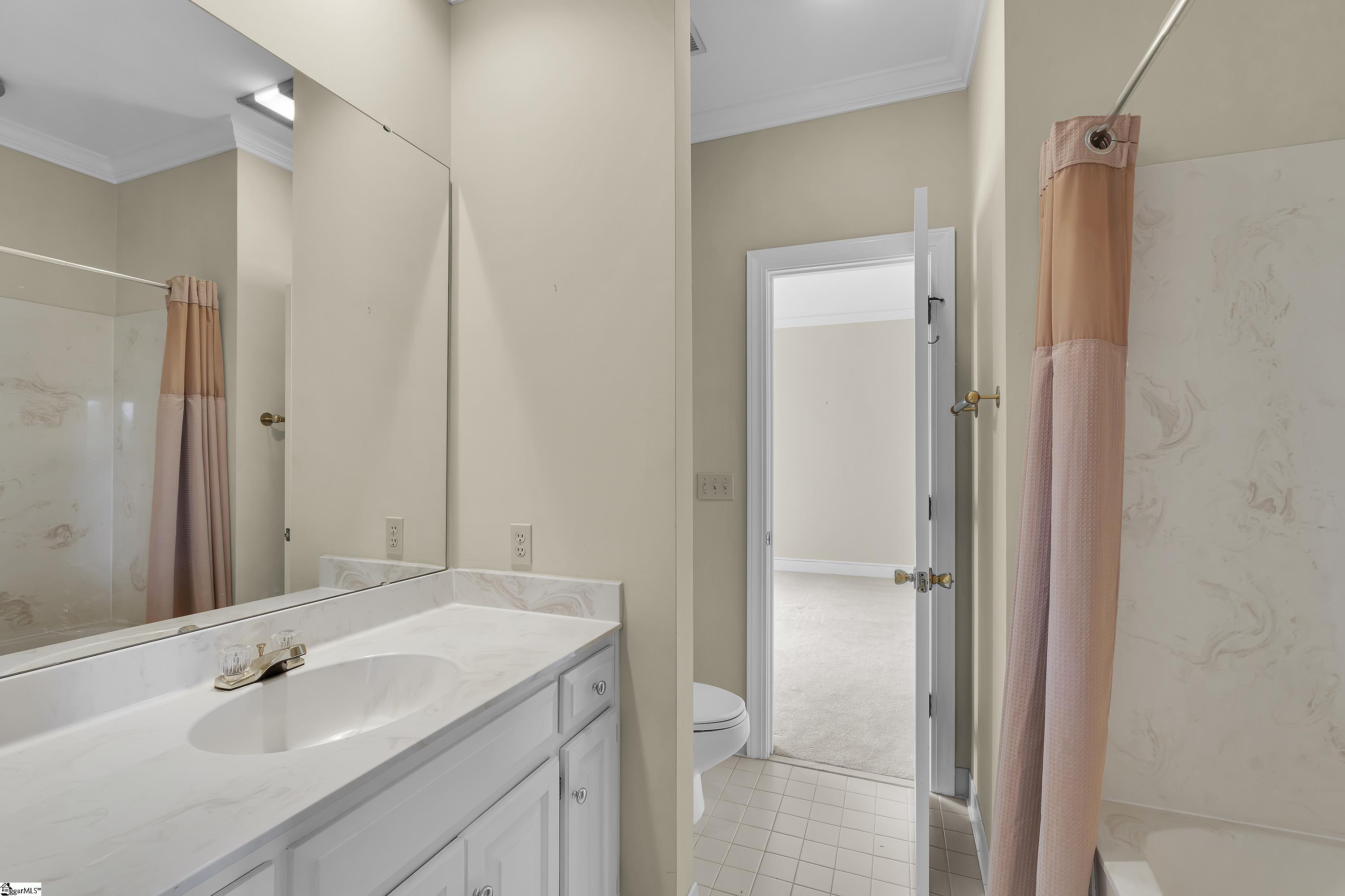 210 Castellan Drive Greer, SC 29650 - Photo 28 of 43 Gallery Image 28
