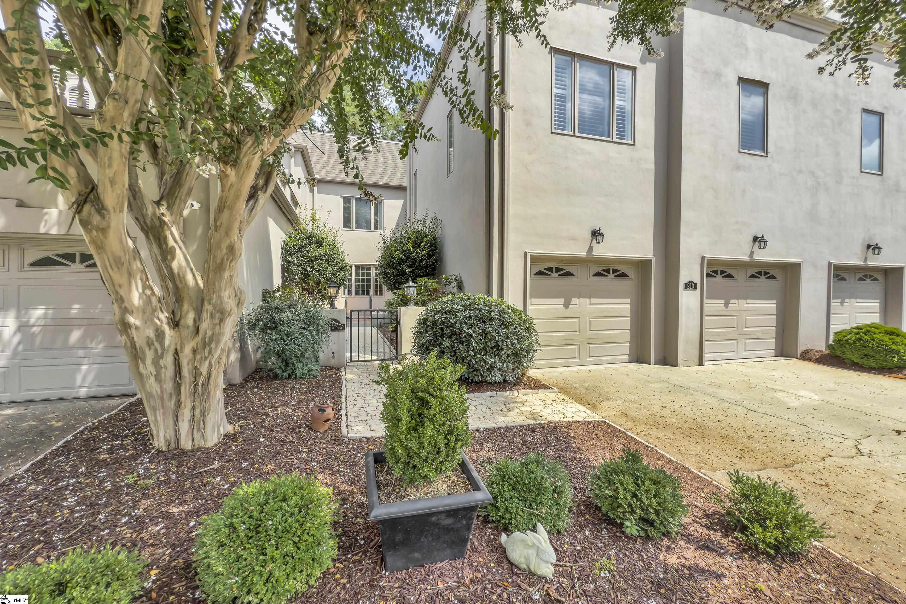 210 Castellan Drive Greer, SC 29650 - Photo 32 of 43 Gallery Image 32