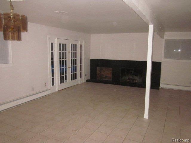 29900 Sugar Spring Road Farmington, MI 48334 - Photo 8 of 18 IMG_3596.JPG