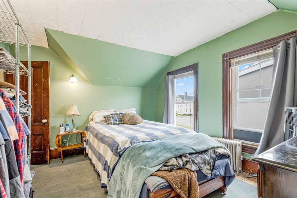 4 Walnut Street Taunton, MA 02780 - Photo 19 of 25
