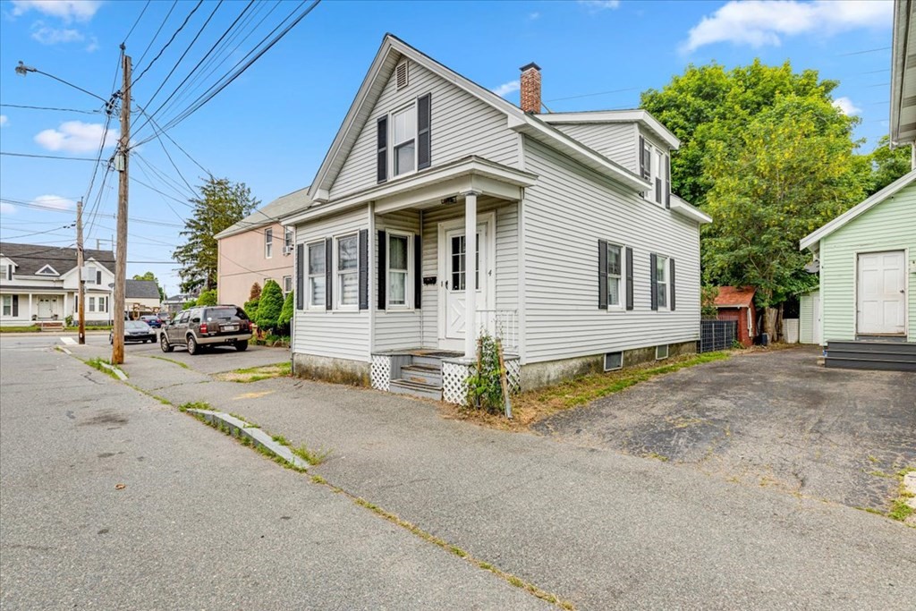 4 Walnut Street Taunton, MA 02780 - Photo 3 of 25