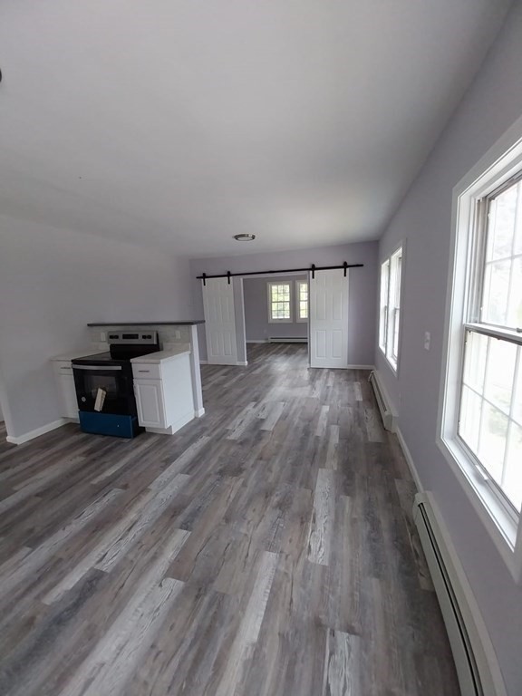 255 Oak Street Springfield, MA 01151 - Photo 26 of 39