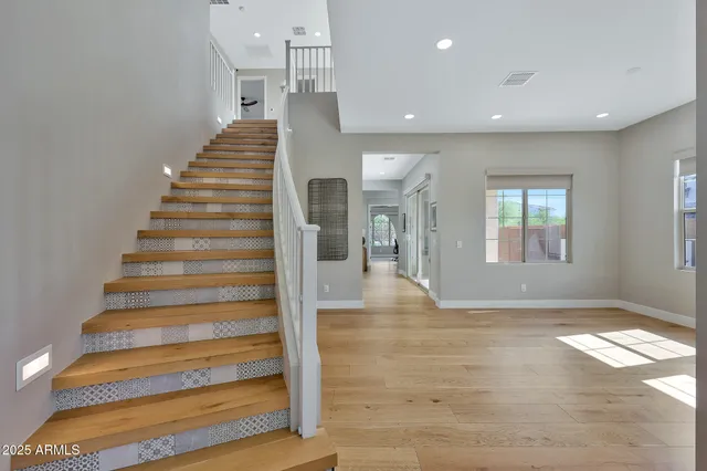 $1,500,000 | 22220 North 34th Place, Phoenix, AZ 85050